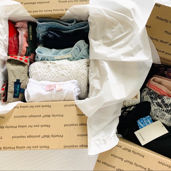 8 PC MYSTERY RESELLER BOX! Variety Clothing XS SM - Picture 7 of 8